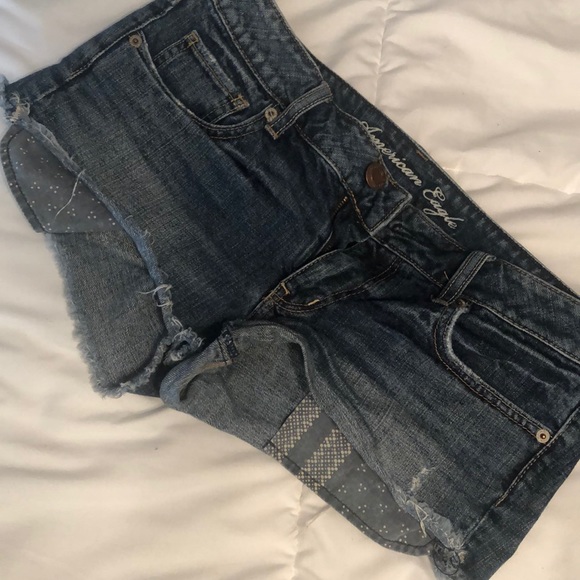 American Eagle shorty size 8 Fringe shorts - Picture 2 of 8